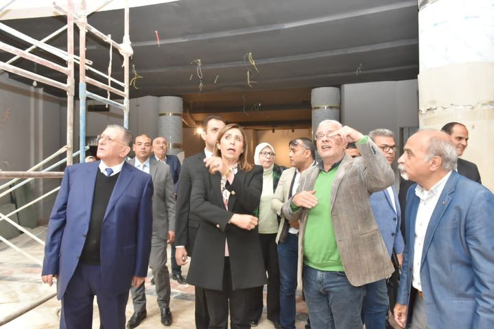 323565125_821807065585780_64096803680442