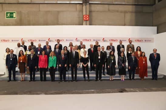 أصحاب الجلالة 🇪🇸 مع وزراء سياحة الدول المشاركة في معرض السياحة الدولي FITUR2023 مرحبا بك في إسبانيا أحمد عيسى 22418