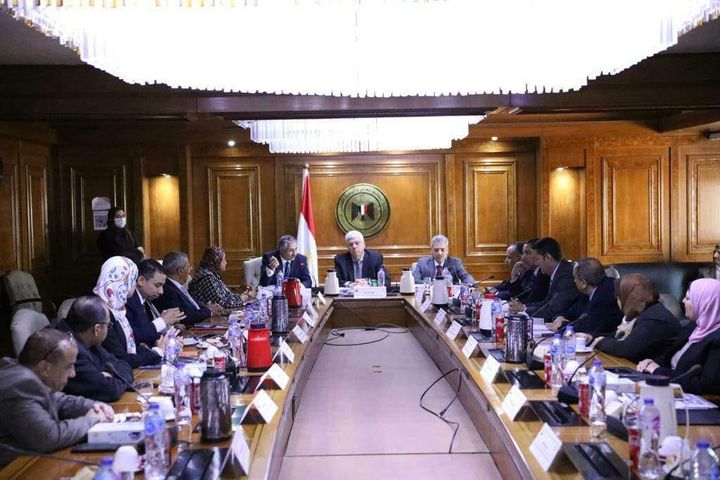 322958266_698507075216535_61749759484098