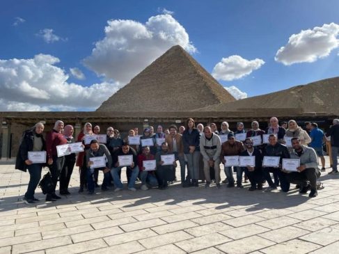 ١٢ يناير ٢٠٢٣ - تدريب ٤٠ من العاملين بمنطقة أهرامات الجيزة ضمن برنامج سفراء السياحة في 43840
