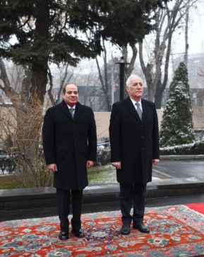 التقى السيد الرئيس عبد الفتاح السيسى اليوم بالقصر الرئاسي في العاصمة الأرمينية ييريفان مع الرئيس فاهاجن 51020