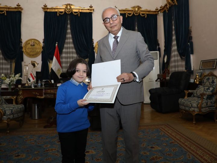 323627124_1200902307188697_2555333066555