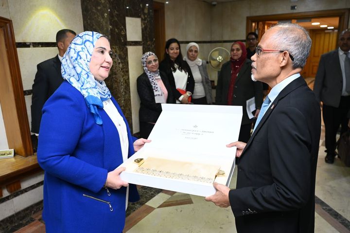 325983112_567003468344241_55380468852534