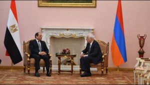 السيد الرئيس يلتقي رئيس جمهورية أرمينيا بالقصر الرئاسي في العاصمة الأرمينية يريفان
