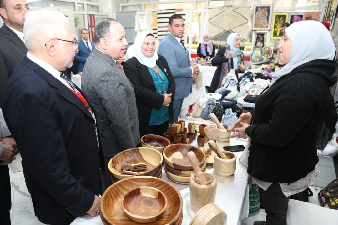 وزارة المالية: معرض «الحرف والصناعات اليدوية» بوزارة المالية يختتم أعماله 16231