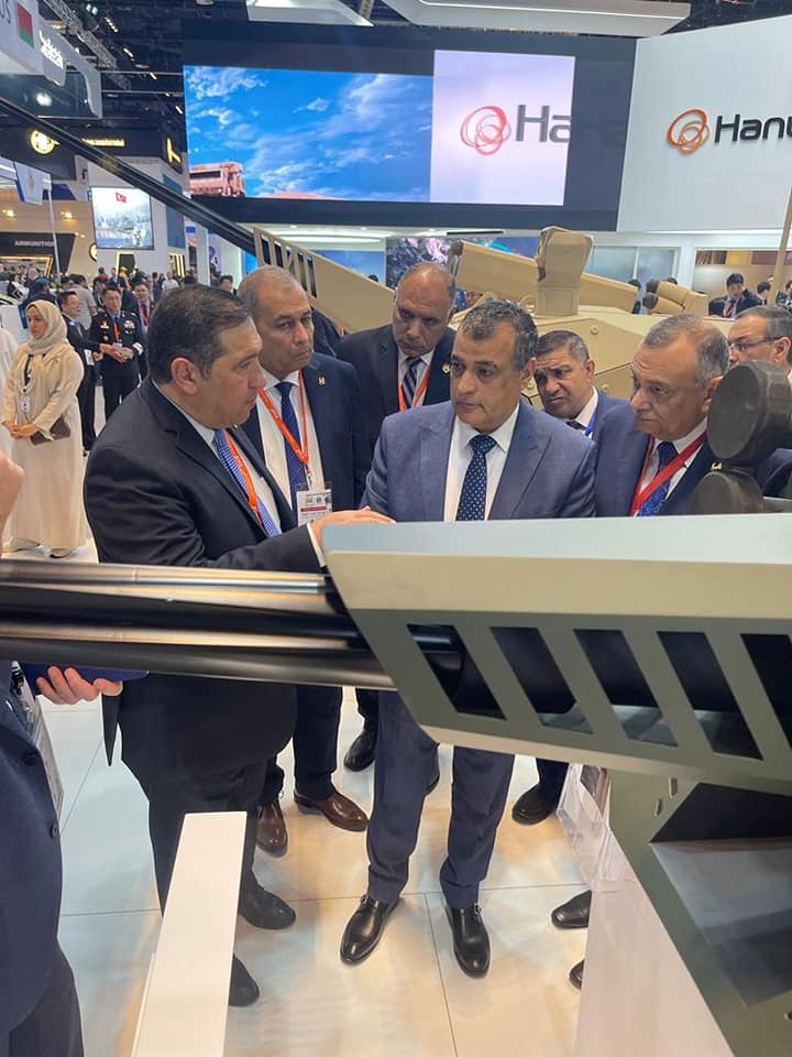 وزارة الإنتاج الحربي: وزير الدولة للإنتاج الحربى يتفقد أجنحة عدد من الشركات المشاركة في معرض 24167