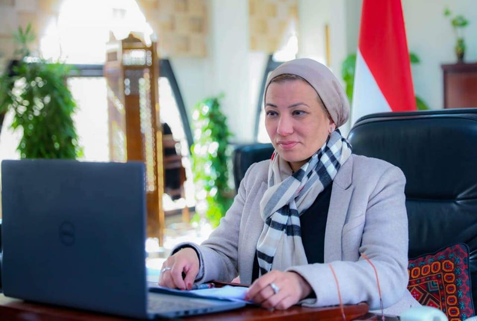 وزيرة البيئة تشارك فى الحلقة النقاشية الافتراضية لجمعية رجال الأعمال المصريين والأفارقة حول مستقبل 65650