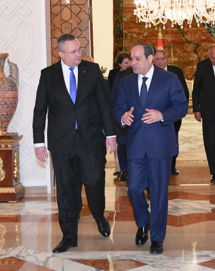 استقبل السيد الرئيس عبد الفتاح السيسي اليوم السيد نيكولاي تشويكا رئيس وزراء جمهورية رومانيا، بحضور الدكتور 66504