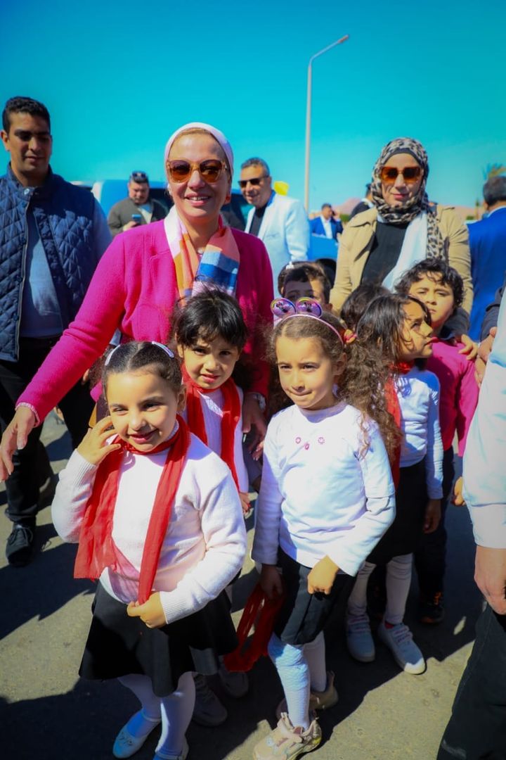 فى إطار بروتوكول تنظيم أنشطة الصيد بالبحر الأحمر وخليجى السويس والعقبة وزيرة البيئة تشهد وضع حجر الأساس 84479