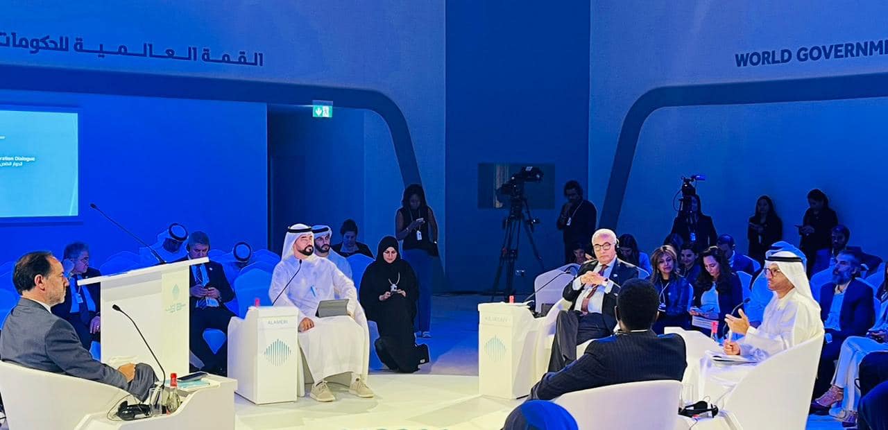في إطار فعاليات القمة العالمية للحكومات 2023 بدبي وزير التربية والتعليم يشارك في حلقة نقاشية وزارية تحت 89467