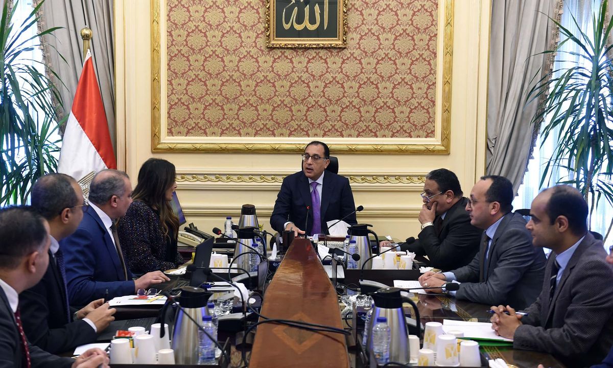 رئيس الوزراء يتابع الموقف التنفيذي لعدد من مشروعات التطوير العمراني بالمحافظات مدبولي يُشدد على ضرورة 96662