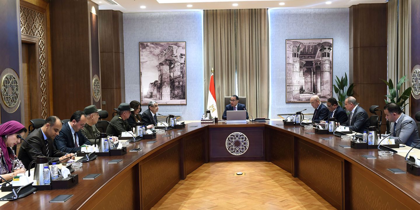 رئيس الوزراء يتابع موقف توصيل المرافق لمشروع تطوير عواصم المحافظات ضمن المبادرة الرئاسية سكن كل المصريين 20158
