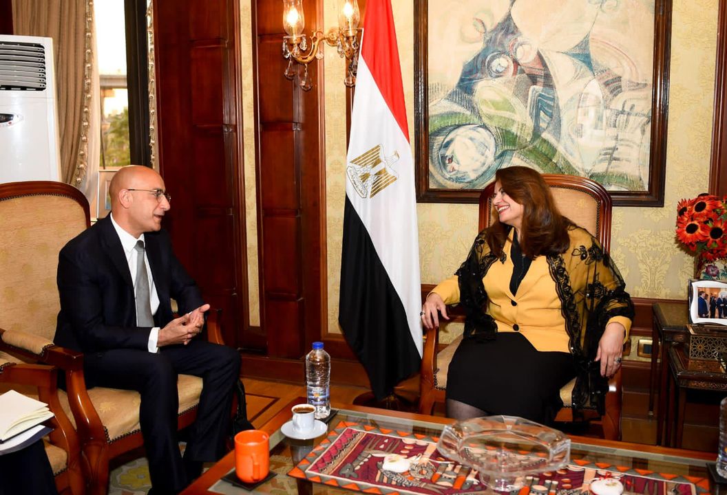 وزيرة الهجرة تستقبل مستثمرا مصريا بارزا بالولايات المتحدة الأمريكية لبحث الاستثمار في مصر وتوفير فرص عمل 20626