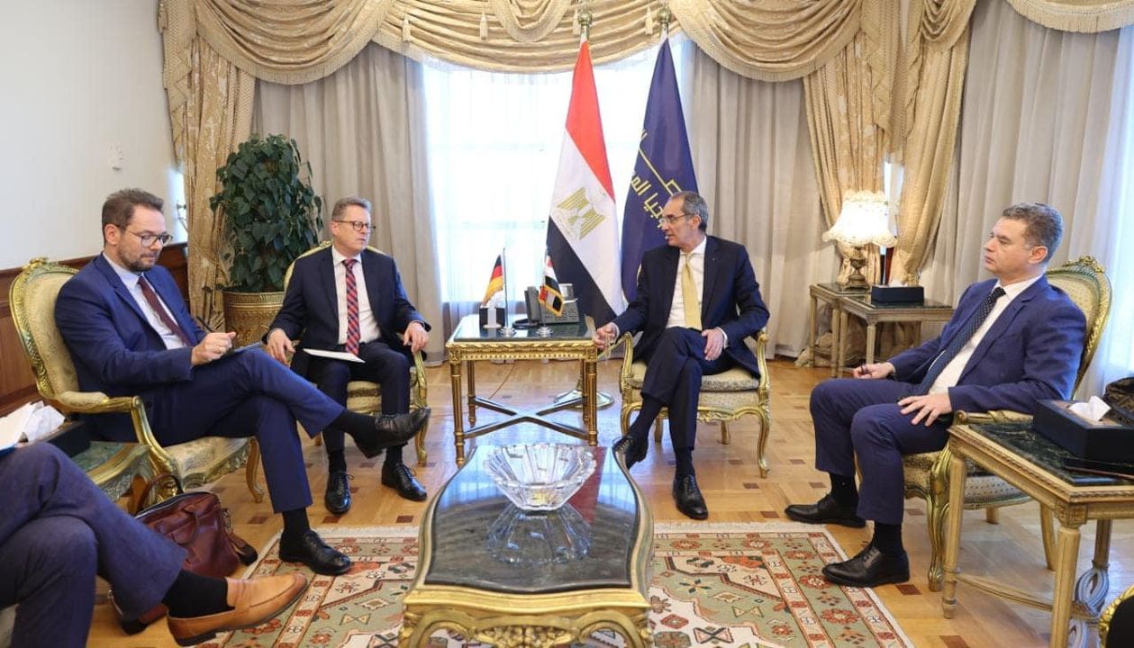 ICT Minister, German Ambassador Discuss Cooperation in DX, Outsourcing, Digital Capacity-Building The Minister of Communications and Information Technology Amr Talaat has received the German 33838