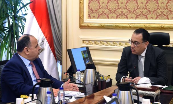 رئيس الوزراء يستعرض الملامح الرئيسية لمشروع الموازنة العامة للدولة للعام المالي ٢٠٢٣-٢٠٢٤ عقد الدكتور 44820