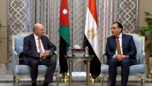 رئيس الوزراء يلتقى رئيس مجلس الأعيان الأردني والوفد المرافق له 
التقى الدكتور مصطفى مدبولي، رئيس مجلس