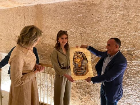 وزارة السياحة والآثار: 15 مارس 2023 - ملكة بلجيكا في زيارة لعدد من المعالم الأثرية بمحافظة 57527