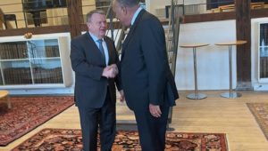 بيان صادر عن وزارة الخارجية: 
وزير خارجية الدنمارك يستقبل وزير الخارجية سامح شكري في كوبنهاجن 
****** 
خلال
