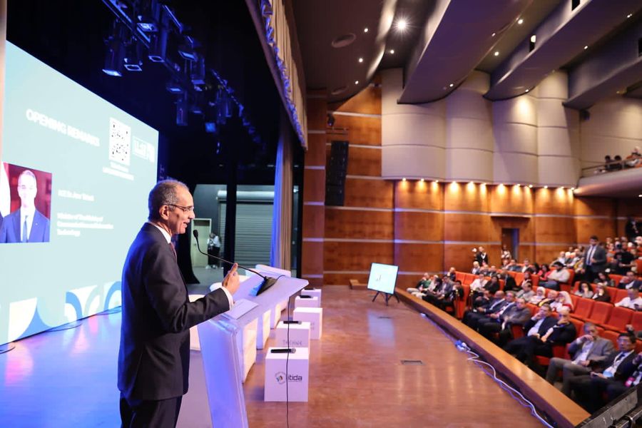 ICT Minister Delivers Speech during Techne Summit 2023 The Minister of Communications and Information Technology Amr Talaat has delivered a speech at the opening of the second edition of Techne 68777