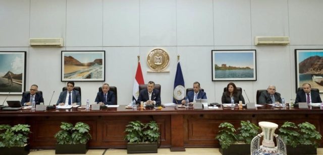 ١٩ مارس ٢٠٢٣ - وزير السياحة والآثار يترأس اجتماع مجلس إدارة الهيئة المصرية العامة للتنشيط 71484