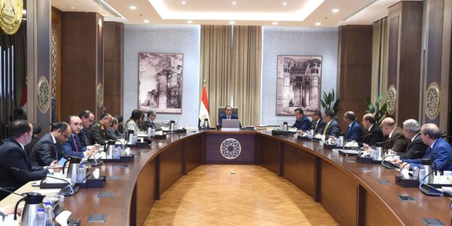 رئيس الوزراء يتابع الموقف التنفيذي لمشروعات المبادرة الرئاسية حياة كريمة مدبولي يوجه بسرعة تشغيل 88494