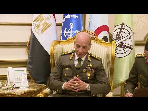 الفريق أول محمد زكى القائد العام للقوات المسلحة يلتقى وزير الدفاع الأمريكى hqdefaul 44