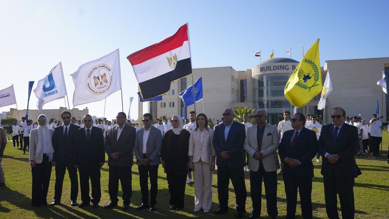 في الذكري 41 لعيد تحرير سيناء وزير التعليم العالي يستعرض تقريرًا حول المهرجان الرياضي الأول بجامعة سيناء 48976