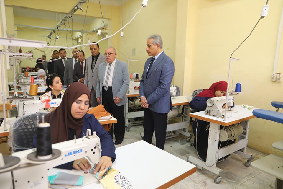 وزارة القوى العاملة: وزير القوى العاملة يتفقد مركز تدريب مهنيشهداء الكتيبة 103 صاعقة 80888