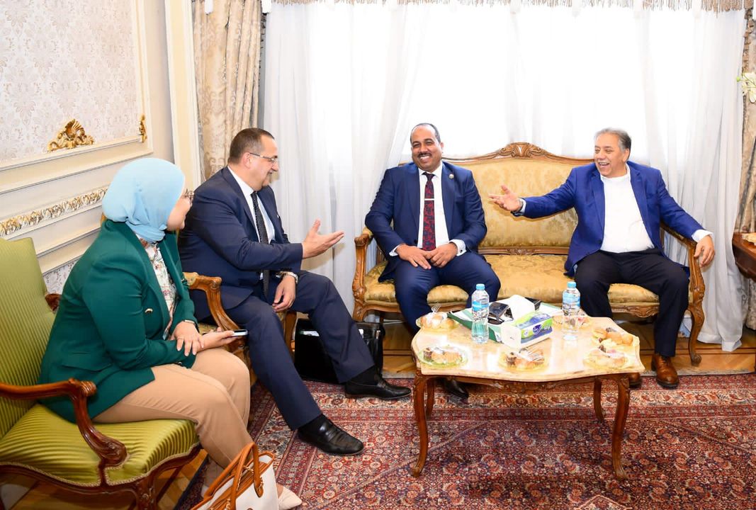 مساعد وزيرة الهجرة يستعرض جهود الوزارة تجاه الجالية المصرية بالسودان باجتماع الشئون الأفريقية بمجلس النواب 45527