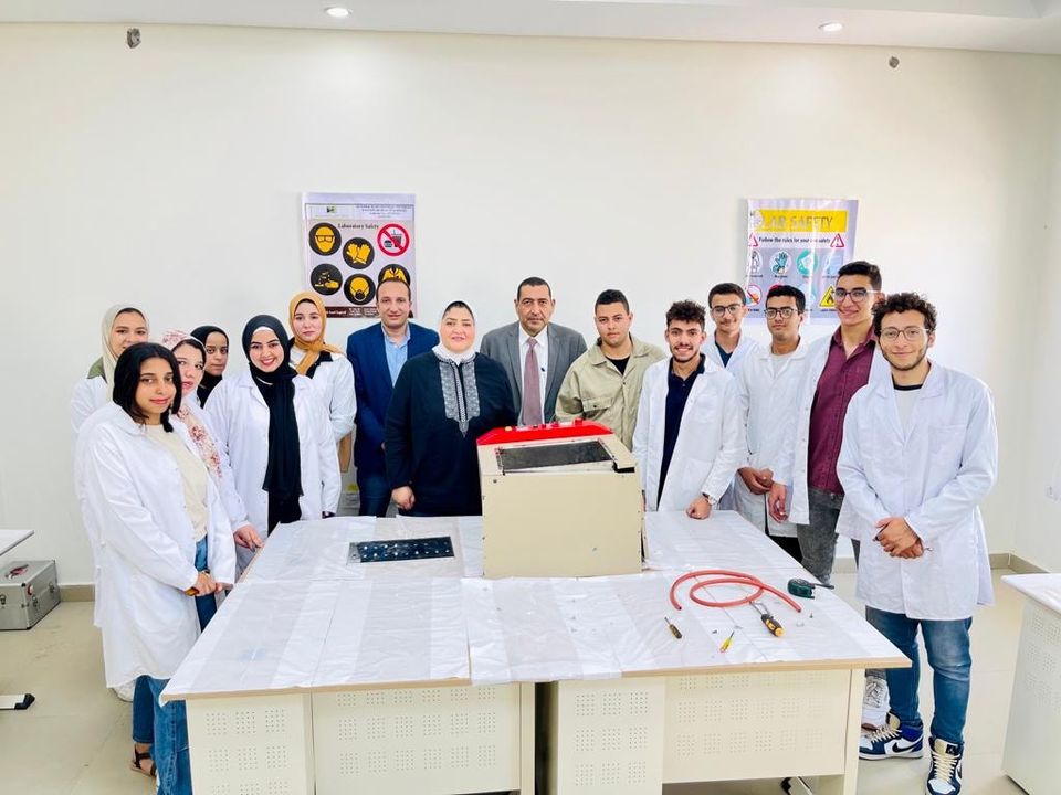 التعليم العالي: جامعة 6 أكتوبر التكنولوجية تنجح في إنتاج جهاز التعقيم الجاف أكد د 52374 1