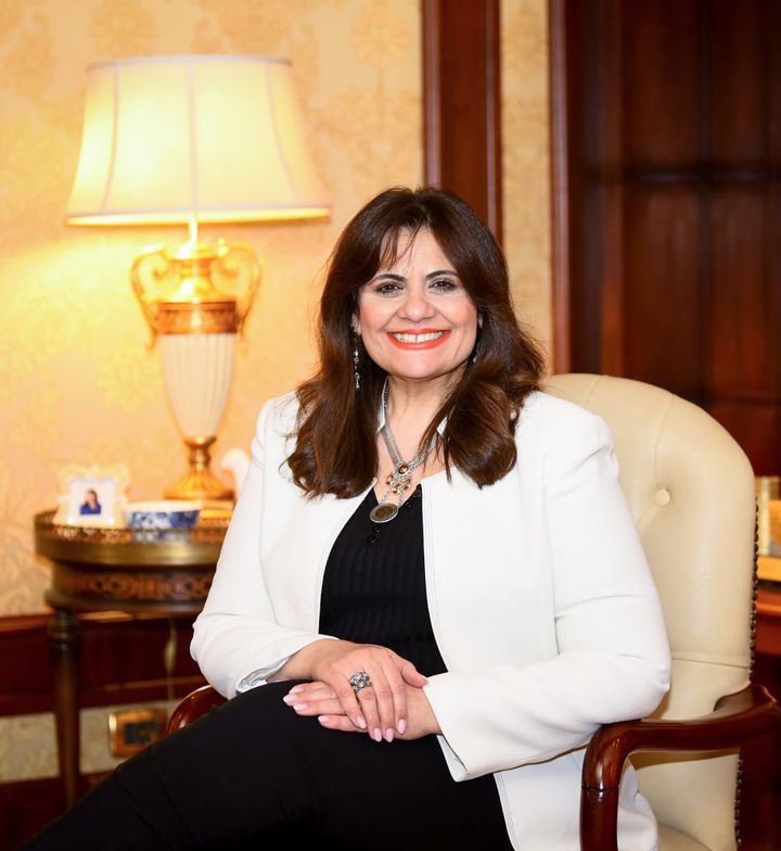 وزارة الدولة للهجرة وشئون المصريين بالخارج: عقب وصولهم آمنين لأرض الوطن وفور الإعلان عن قواعد 52975