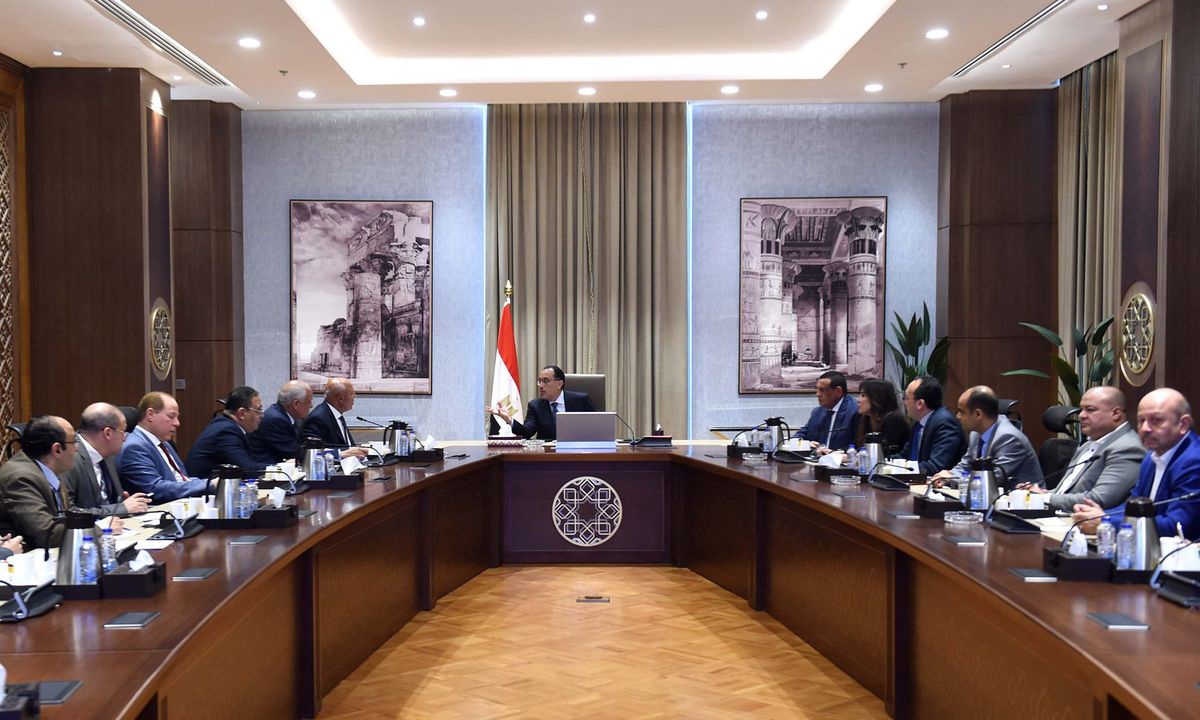 رئيس الوزراء يتابع تطوير المنطقة والطرق المحيطة بالمتحف المصري الكبير مدبولي: اهتمام كبير بأعمال التطوير 57342
