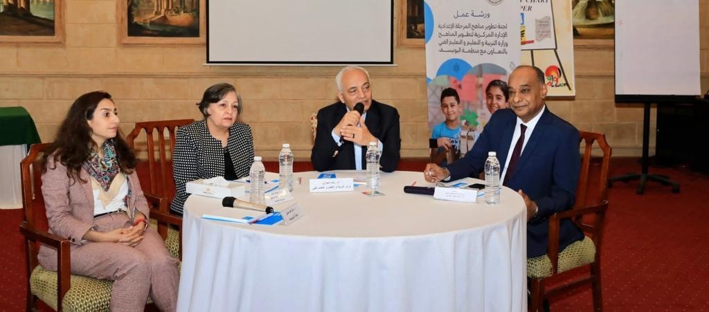 وزير التربية والتعليم يستعرض جهود ورشة عمل لجنة تطوير مناهج المرحلة الإعدادية الخميس ٤ مايو ٢٠٢٣ 58457