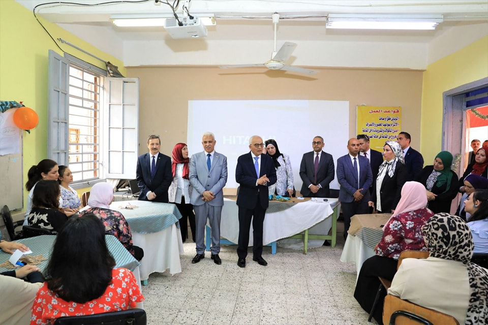 وزير التربية والتعليم يتفقد برنامج التدريب الذهني والبدني للمعلمين الجدد الناجحين في “مسابقة ٣٠ الف معلم 77224