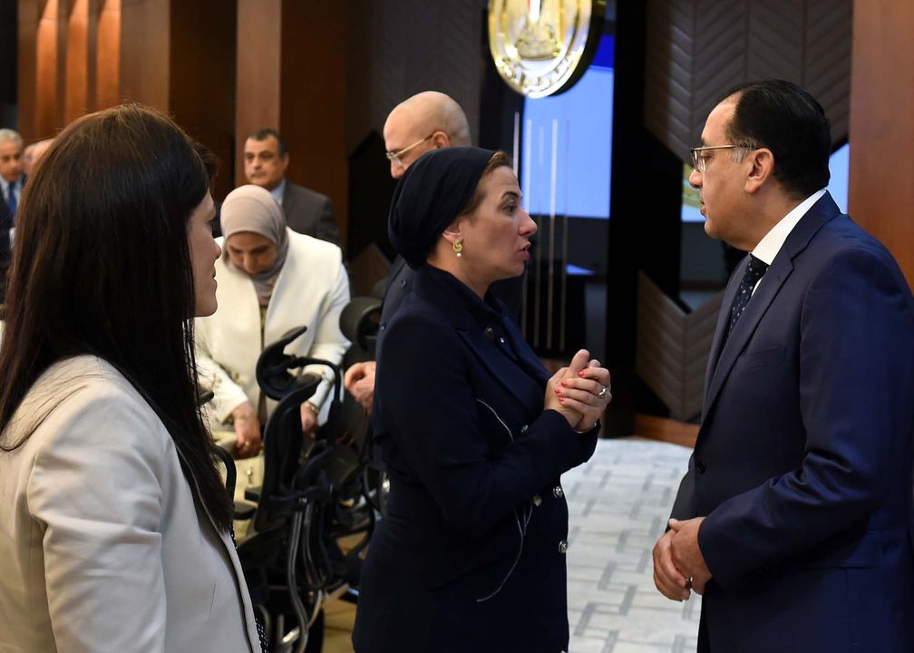 خلال اجتماع مجلس الوزراء: وزيرة البيئة تستعرض جهود الوزارة لدفع عجلة الاستثمار وتطوير القطاع البيئي خلال 92161