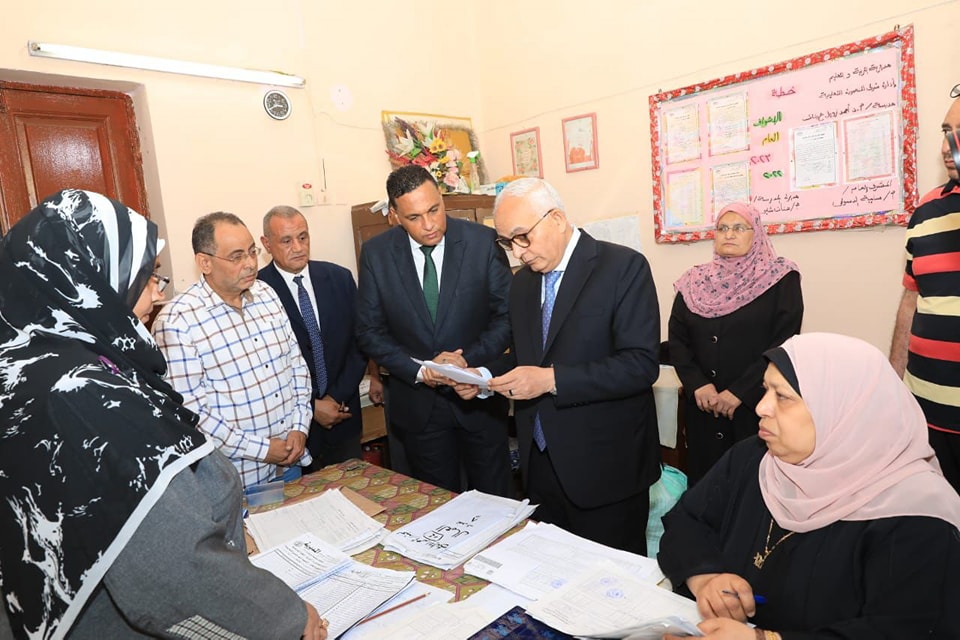 وزير التربية والتعليم يزور محافظة الدقهلية لمتابعة انضباط سير امتحانات الشهادة الإعدادية 95265