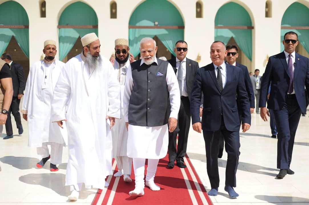 بيان صادر عن وزارة السياحة والآثار: 25 يونيو 2023 - رئيس وزراء الهند يزور مسجد الحاكم بأمر الله بالقاهرة 30256