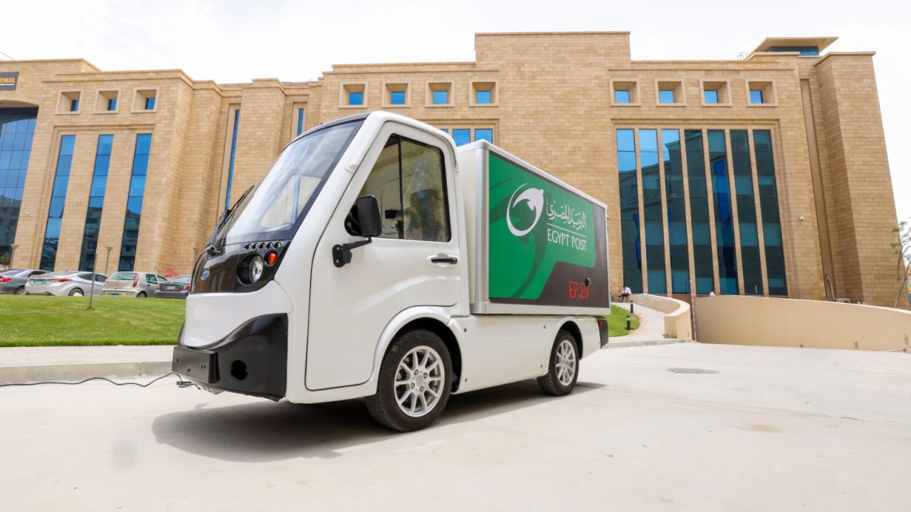 Egypt Post Launches Project to Convert Old Post Vehicles into Electric Egypt Post has launched a project to convert old post vehicles into electric 94712