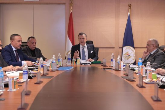 - وزير السياحة والآثار يترأس اجتماع مجلس إدارة المجلس الأعلى للآثار ---------- انعقد مجلس إدارة المجلس الأعلى 60208