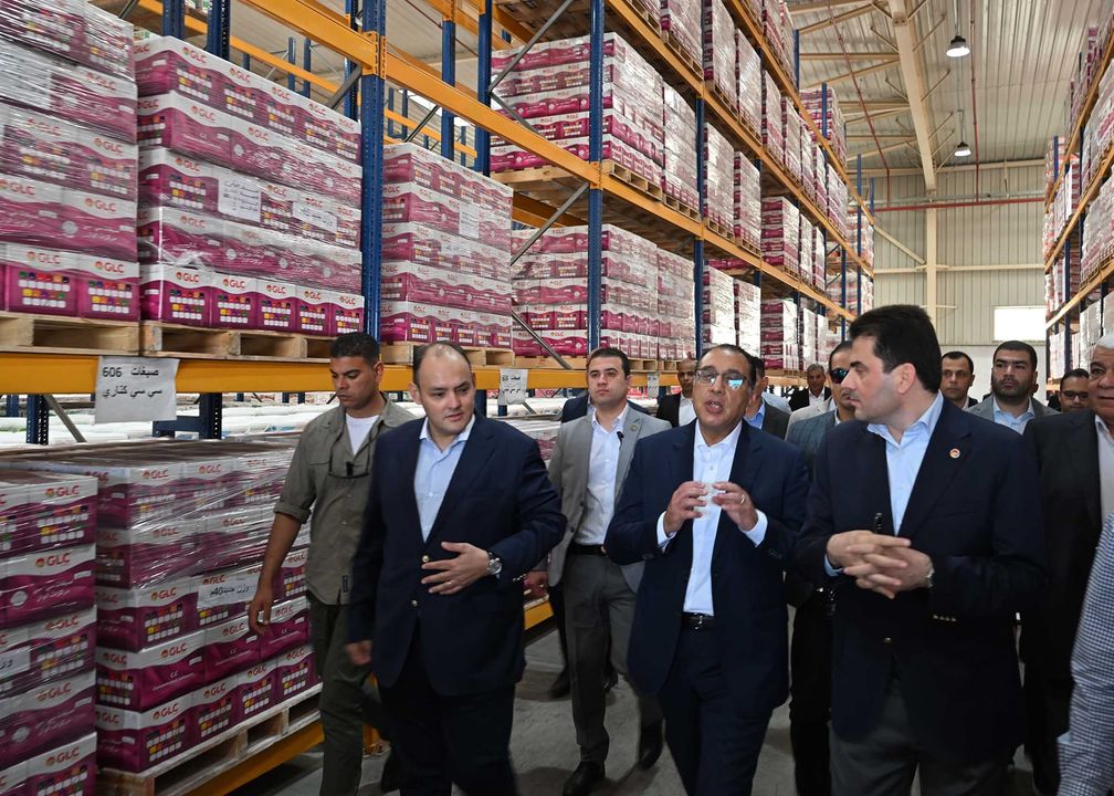 خلال جولته بالعبور: رئيس الوزراء يتفقد مصنع الشركة الألمانية اللبنانية للصناعة ( GLC للدهانات) الشركة 63295