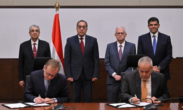 باستخدام خط ربط بحري بقدرة لا تقل عن 2 جيجاوات: رئيس الوزراء يشهد توقيع مذكرة تفاهم مع شركة چان دي نال 88448