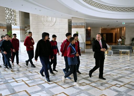 مجلس الوزراء يستقبل طلاب مدرسة النيل ضمن جولتهم لزيارة معالم العاصمة الإدارية الجديدة تقديم شرح مُفصّل 52251