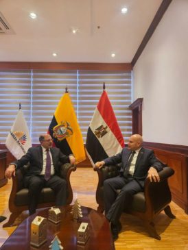 سفير مصر في كيتو يلتقي رئيس البرلمان الإكوادوري  في إطار مساعي السفارة المصرية لتعزيز التواصل مع 55757