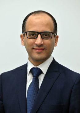 المستشار محمد الحمصانى متحدثا باسم مجلس الوزراء تولى المستشار محمد الحمصاني مهمة العمل متحدثا 76558