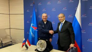 السفير المصري في موسكو يلتقي بمدير عام المؤسسة الروسية للفضاء 
------- 
التقى السفير نزيه النجاري سفير مصر في