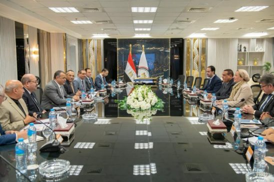 وزارة الإنتاج الحربي: وزراء الإنتاج الحربى و البيئة و التنمية المحلية يبحثون مستجدات 38821