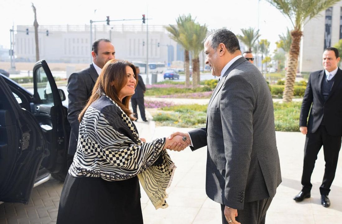 وزير الإنتاج الحربي يستقبل وزيرة الهجرة لبحث التعاون لدعم المصريين بالخارج الراغبين في إقامة مشروعات 69331
