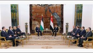 الرئيس عبد الفتاح السيسي يستقبل الرئيس الفلسطيني وأمين عام جامعة الدول العربية