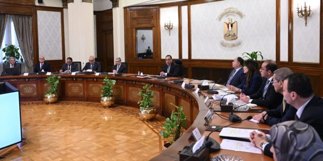 فى اجتماع برئاسته: رئيس الوزراء يتابع جهود فض التشابكات المالية بين وزارتي الكهرباء والإسكان والمرافق 61753