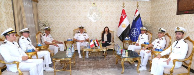 المتحدث العسكرى : الأكاديمية العسكرية المصرية بالتعاون مع الجانب الفرنسى تنظم فعاليات تسليم شهادات إنهاء 48519